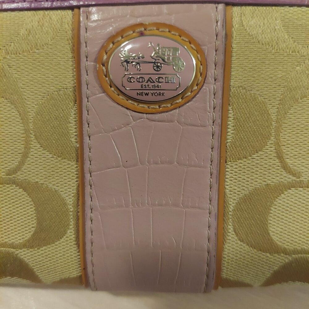 Coach Light Taupe & Lilac Card Bill ID coin Zip Around Accordion Wallet EUC *HP* - Picture 2 of 10